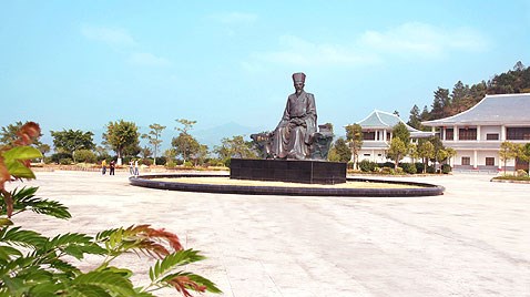 走進(jìn)和平